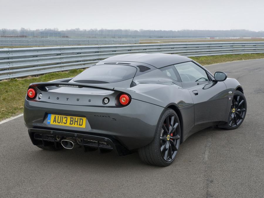  Lotus Evora S Sports Racer 2013 года  (фото 10 из 16)